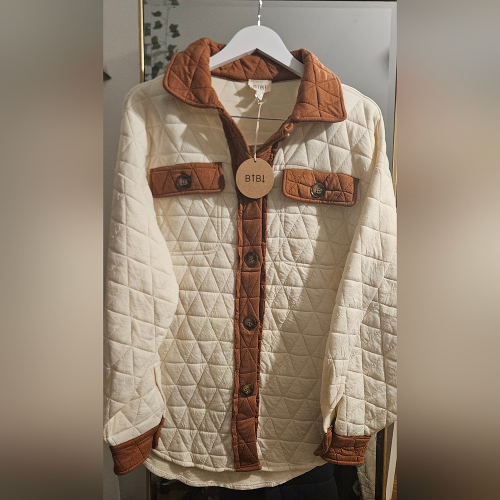 BiBi Quilted White and Tan Jacket Run Oversize